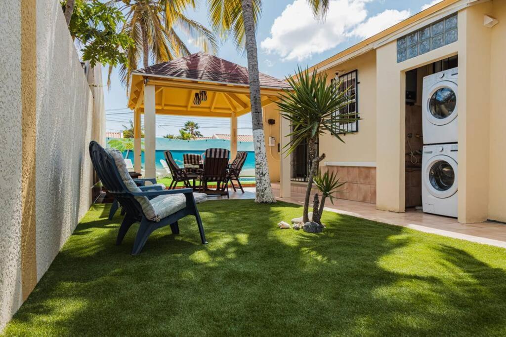 Blue Sky Residence Aruba Savaneta Kültér fotó